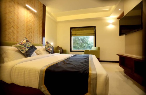 Sarnath Hotel | The Pinnacle INN Sarnath