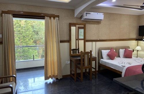 Sinquerim Hotel | Summerville Beach Resort