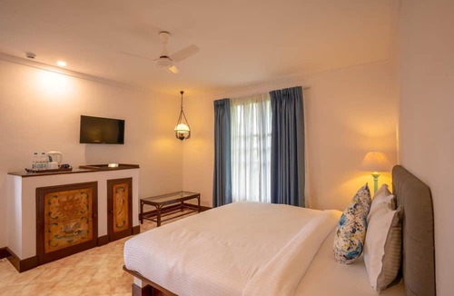 Fatona Hotel | Coconut Grove Beach Resort