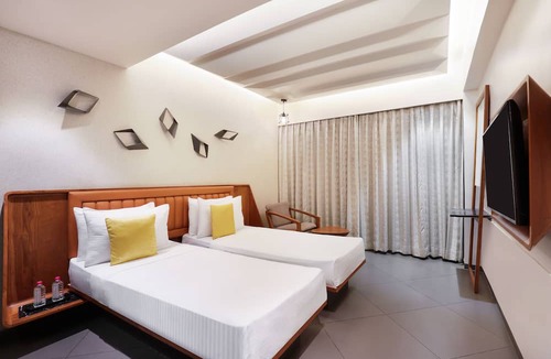 Ahmedabad Hotel | Keys Select by Lemon Tree Hotels, Gandhi Ashram, Ahmedabad