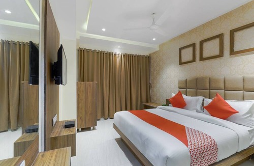 Vadodara Hotel | Hotel Rose Gold