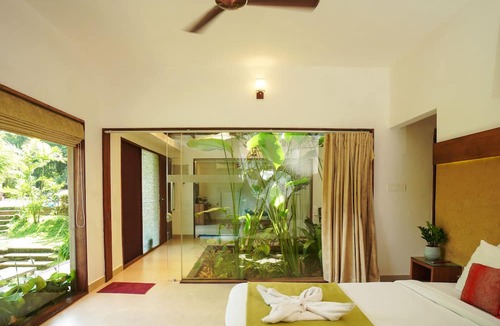 Kedavur Hotel | Le Candles Resort
