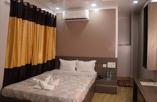 Berhampore Hotel | Hotel Nandini