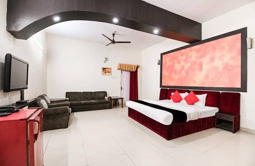 Kota Hotel | Hotel Surpin Palace