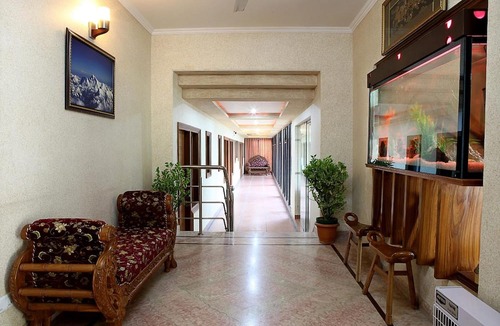 Vasant Kunj Hotel | Indira International Inn