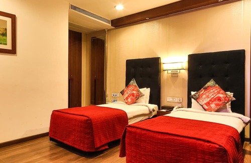 Jasola Hotel | The Nanee Suites