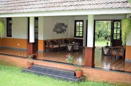 Kalpetta Hotel | 3 Hills County