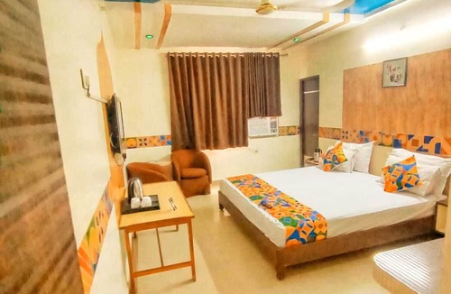 Paota Hotel | Omni Plaza
