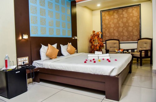 Bhuj Hotel | Hotel Tulsi Residency