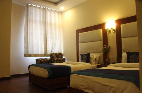 Bahadrabad Hotel | Hotel Dream Land
