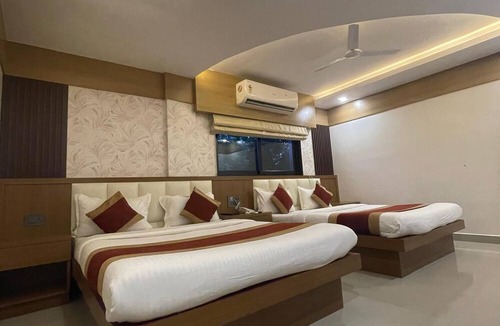 Bolpur Hotel | Hotel Royal Bengal