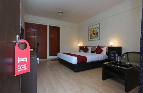 Connaught Place Hotel | OYO 551 Hotel York