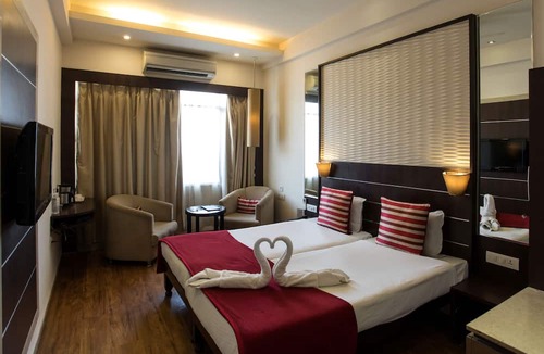 Kota Hotel | Hotel Surya Royal
