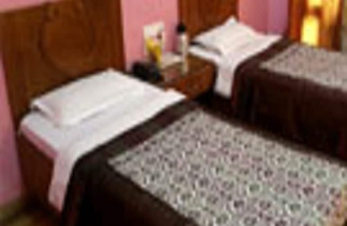 Jaunpur Hotel | The Grand Utsav Motal Jaunpur