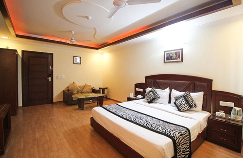 Nehru Place Hotel | Southview Apartment