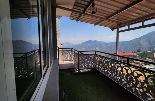 Dhanaulti Hotel | Viewtoria Resort