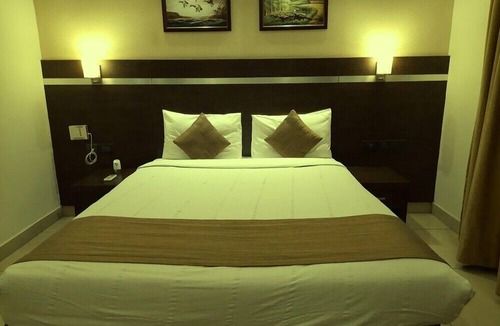 Kadubeesanahalli Hotel | Nagarjuna Suites