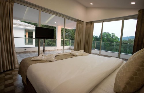 Kudal Hotel | Villa De Orange