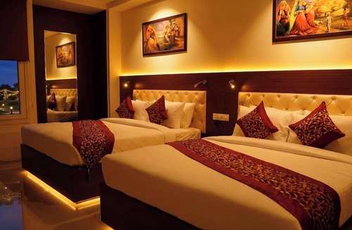 Amer Fort Road Hotel | The Amer Valley