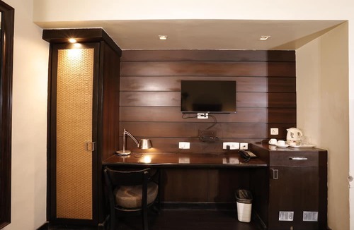 Ballygunge Hotel | Metropole