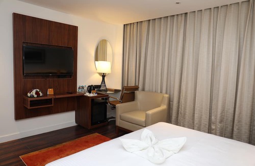 Bommasandra Hotel | Southend by TGI