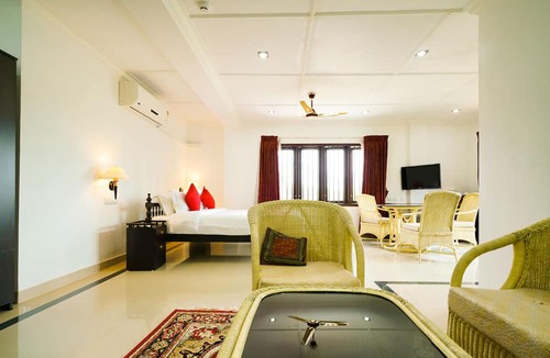 Devikolam Hotel | Palette Resorts- Tapovan Green County