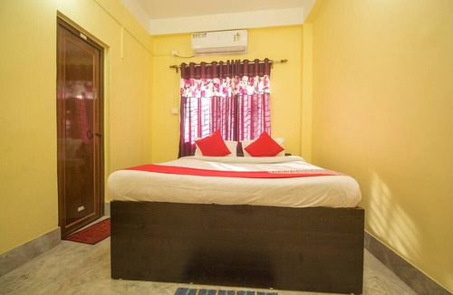 Malda Hotel | OYO 27701 Hotel Kshounish Residency