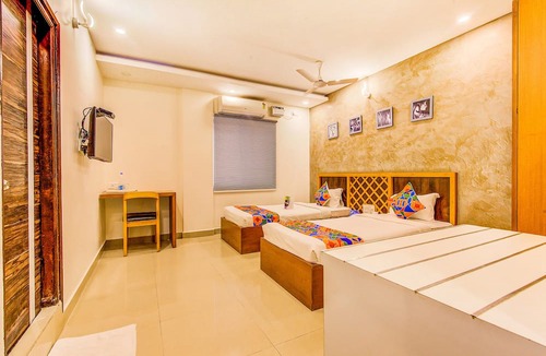 Marathahalli Hotel | FabHotel Mayuri Residency