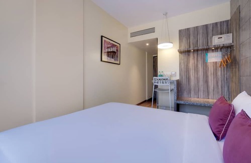Vadodara Hotel | 7 Apple Hotel Vadodara