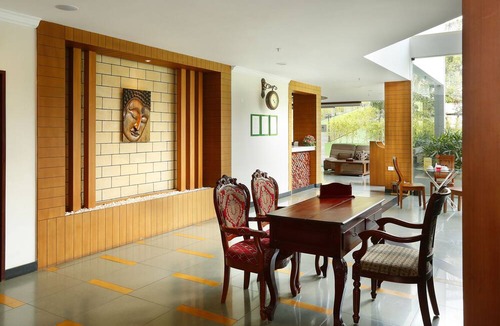 Anakkara Hotel | Spicegrove