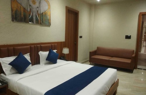 Bhawanipatna Hotel | Shreeja Central