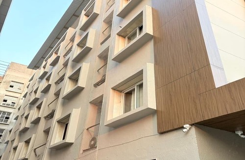 Kopar Khairane Hotel | Hotel Avenue Inn