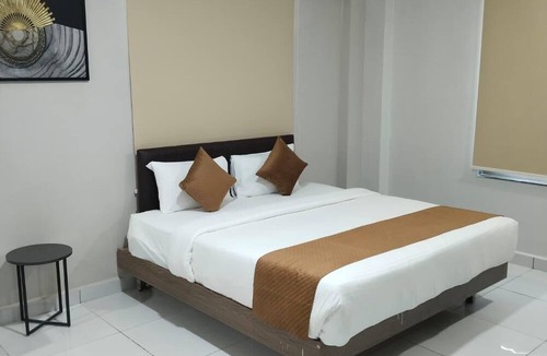 Sanand Hotel | Lexora Hotel