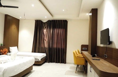 Jhalawar Hotel | HOTEL LEELA INN