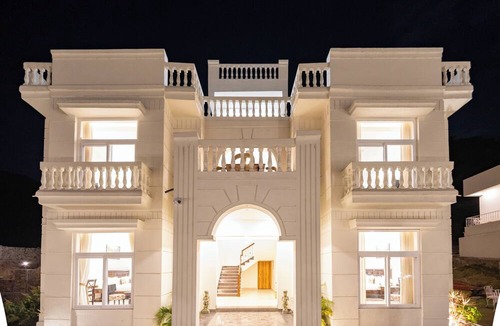 Bedla Hotel | ELIVAAS Mandovar Mountain Valley Retreat