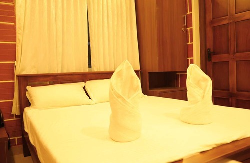 Mekkarai Hotel | Heaven In Woods