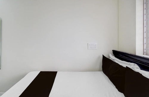 Banjara Hills House | Deluxe R J Residency