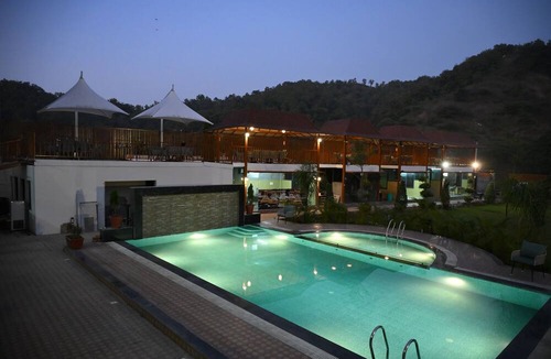 Dungarpur Resort | KING'SWAY HOTEL AND RESORT