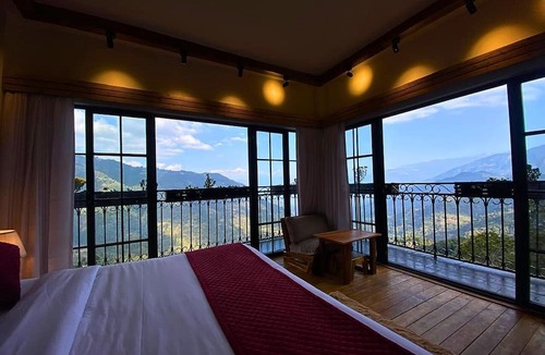 Kolakham Hotel | Evri Hotels & Resorts