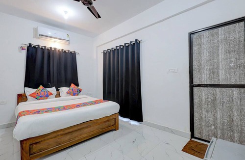 Baga Hotel | Fabhotel Crystal Bay Baga