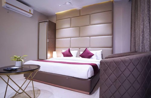 Gwalior Hotel | Trevon Siya Ramaya Inn