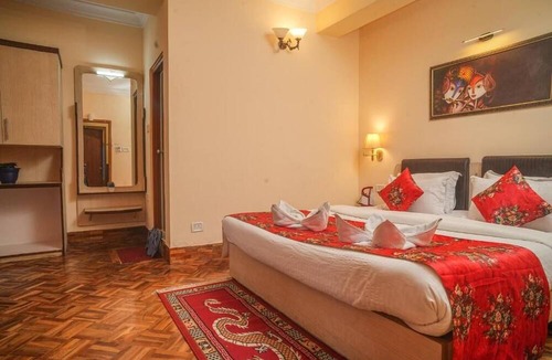 Pelling Hotel | Rare Himalayas De Regency