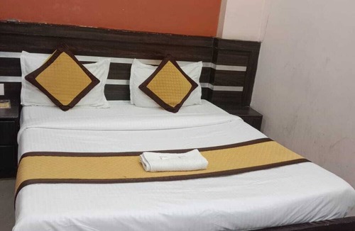 Mayapur Hotel | Hotel Ganges Park