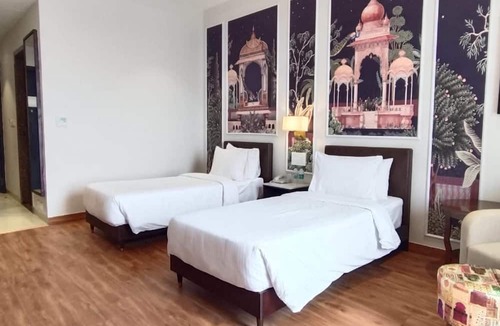Kota Hotel | Mukundra Sarovar Premiere Kota