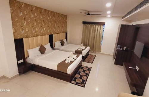 Faizabad Hotel | Neelkanth