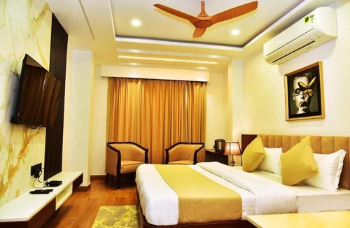 Pachmarhi Hotel | Divine Peak