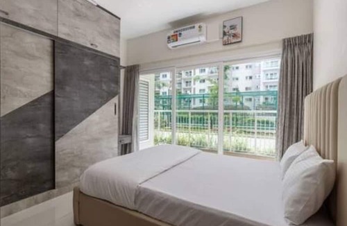 Sahakar Nagar Apartment | The Urbanite Twins by Stayjadecminr Aster