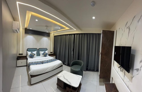 Vadodara Hotel | Hotel Vallabh Sky