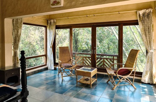 Mananthavady Hotel | Talking Trees