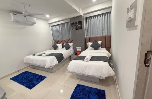 Chandlodiya Hotel | Hotel Apple Lake
